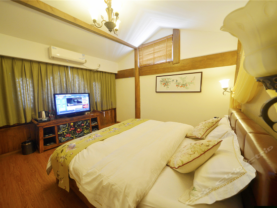 二号院时光雅舍大床房