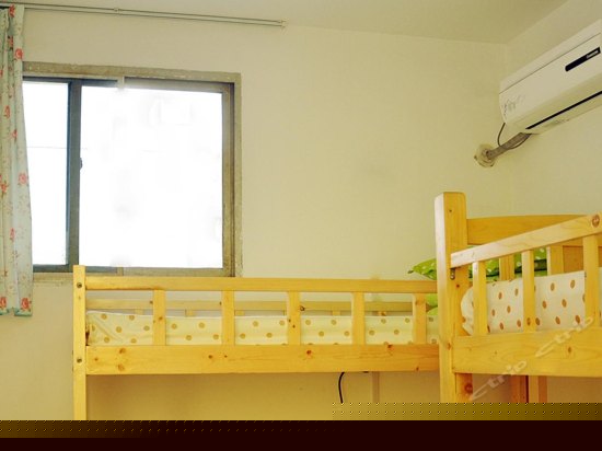 独立卫浴男生4人间（床位）