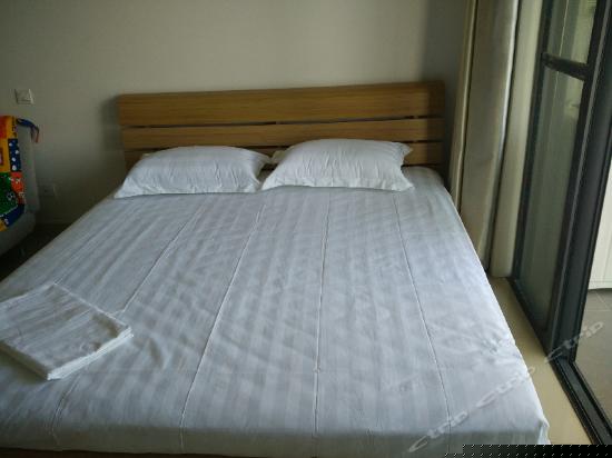 温馨园景大床房