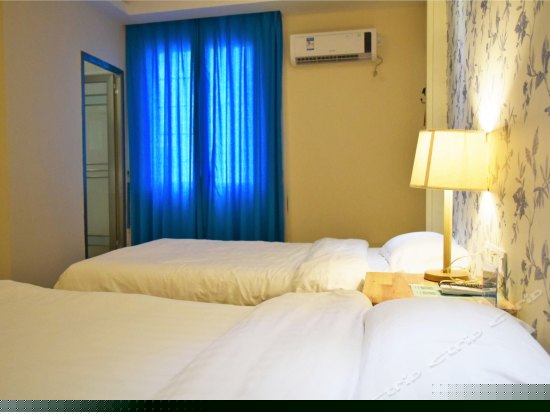 温馨浪漫双人床