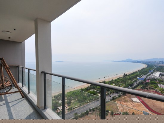 无敌海景两房两厅
