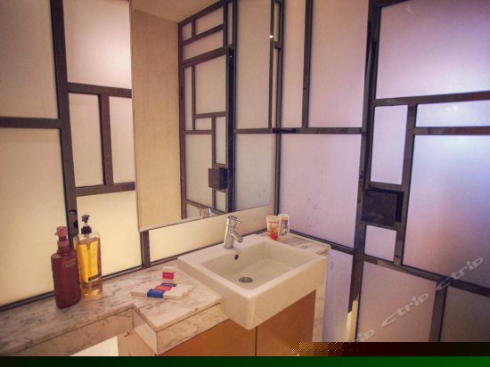 维尼高级大床房