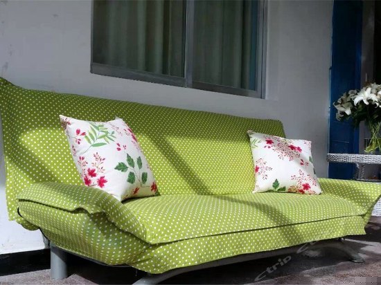 彩色6人间（床位房）