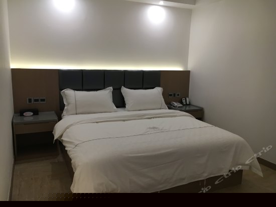 特惠大床房(无窗)