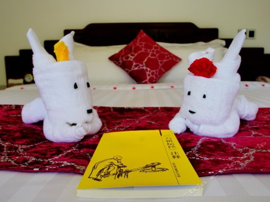 湖滨别墅（四房两厅）