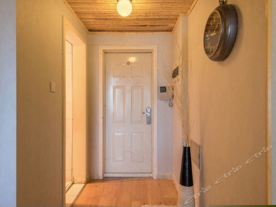 比邻双卧有套房