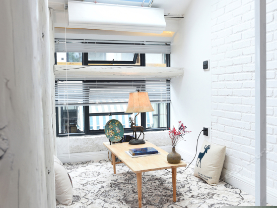 鹿柒复式侯月大床房