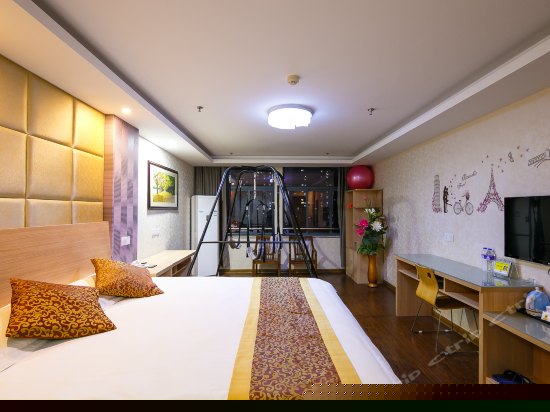 高级水床大床房