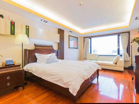 景观高级大床房