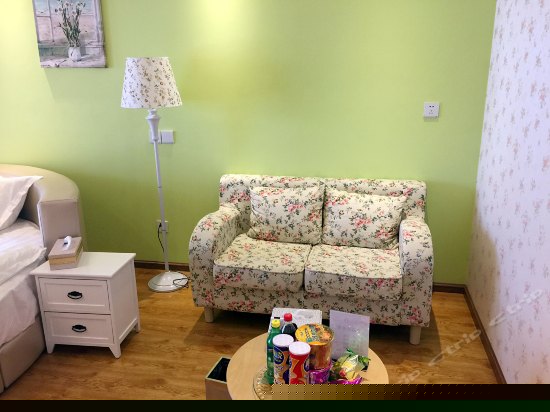 田园风情大圆床房