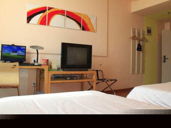 电脑商务标准房