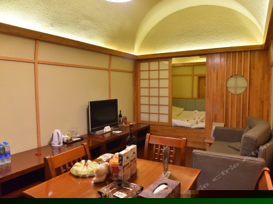 窑洞汤屋(无窗)