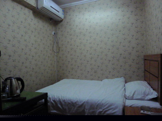 标准间（一张床）