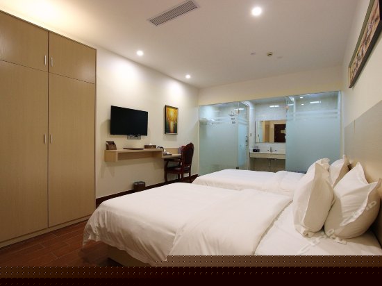 高级双人房（无窗）