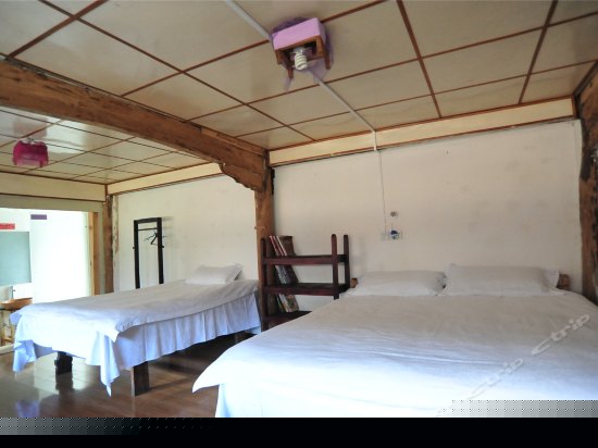 二楼观景家庭房