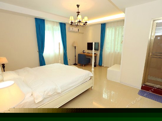 高级豪华大床房