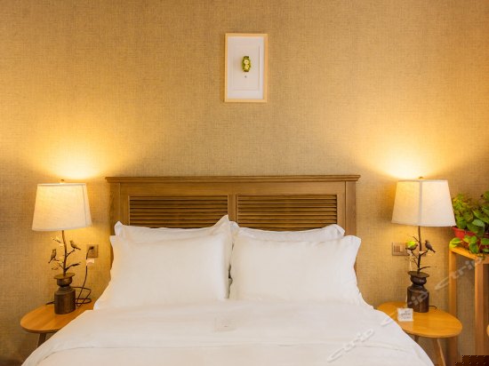 庭院观景休闲大床房