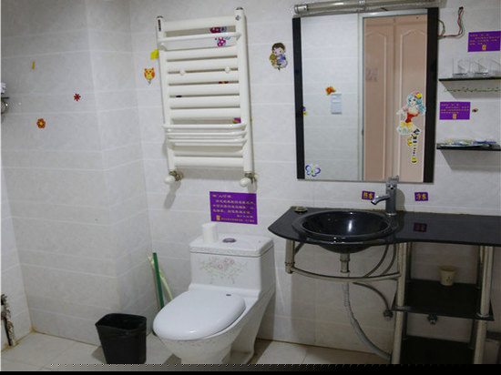 豪华电脑房（内宾）