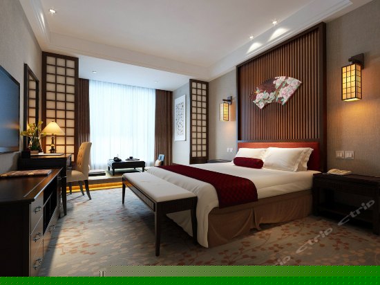 精选风韵大床房