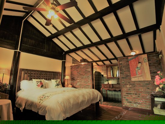 晨曦院奢华大床房