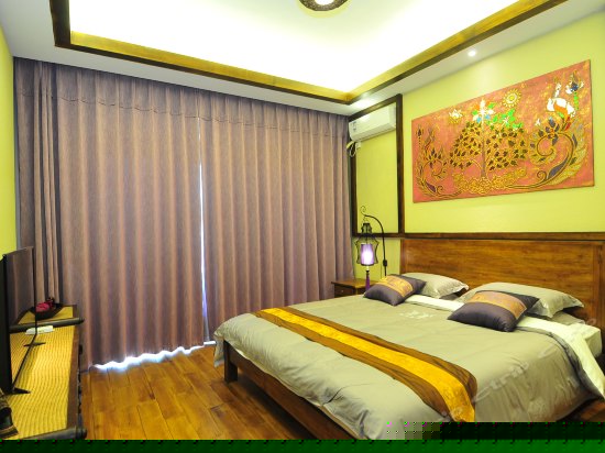 观景豪华大床房