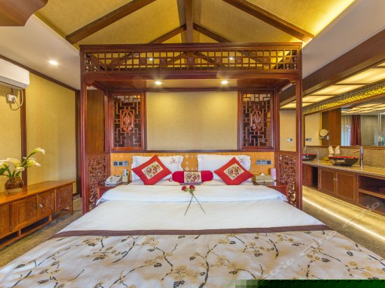 豪华景观蜜月房