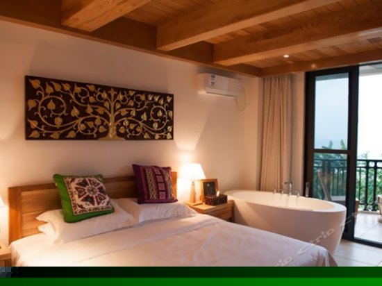 豪华全海景大床房