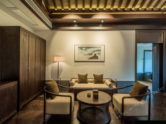 天域山顶总统别墅