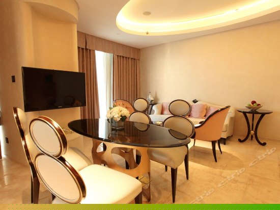 皇家尊贵海景蜜月套房