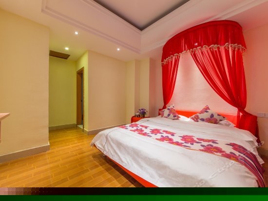 豪华舒适大床房