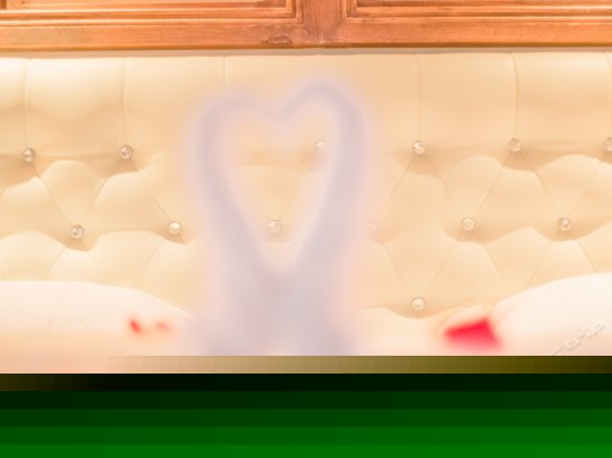 二楼雅致带露台大床房