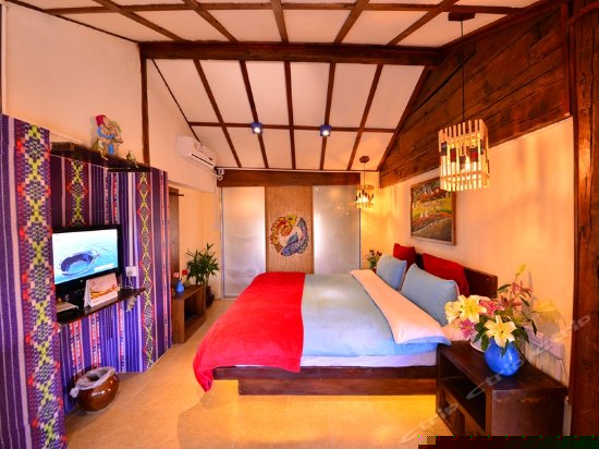 纳西明清大床房