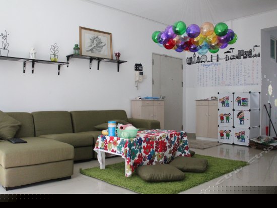 落地窗大厅沙发床