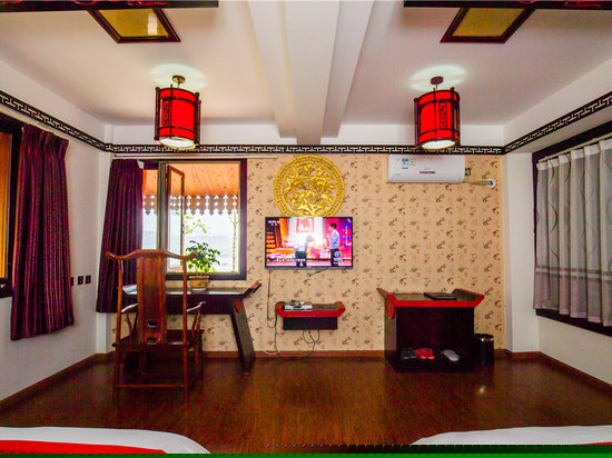 傣家风情望江双床房