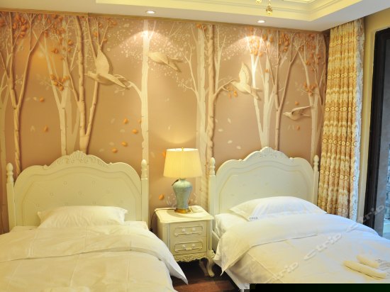 六房十二床双拼别墅F房