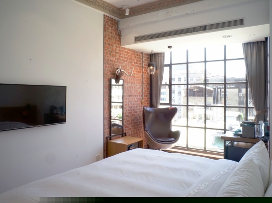 蓝天精品双人房