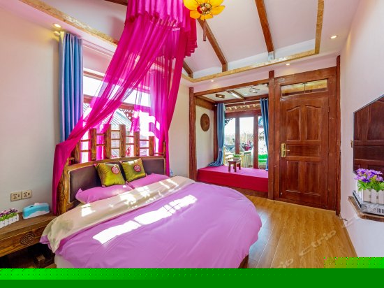 空调情缘星空圆床房