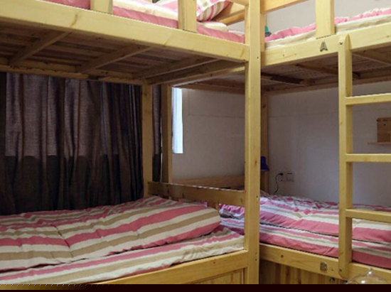 女生四人间(床位)(公卫)