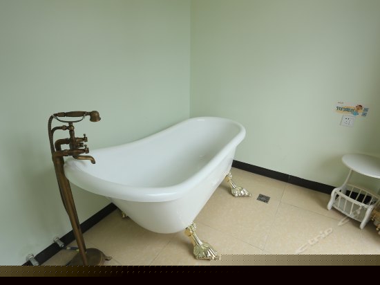 观景浴缸大床房