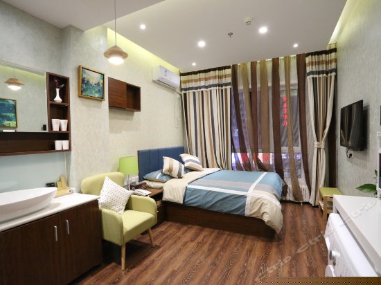 精选阳光主题大床房