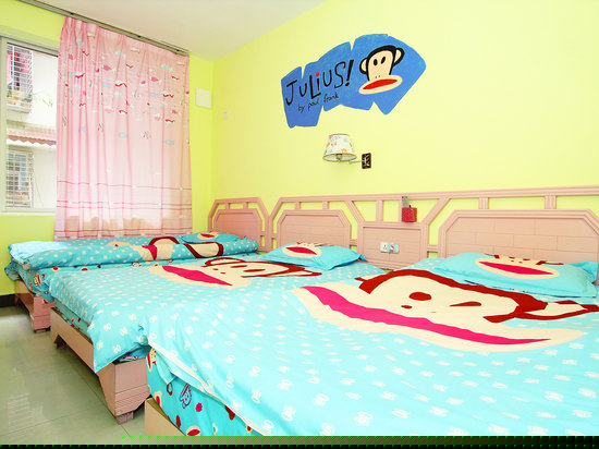 卡通乐园三人房