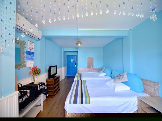 蓝色海岸标准双床间