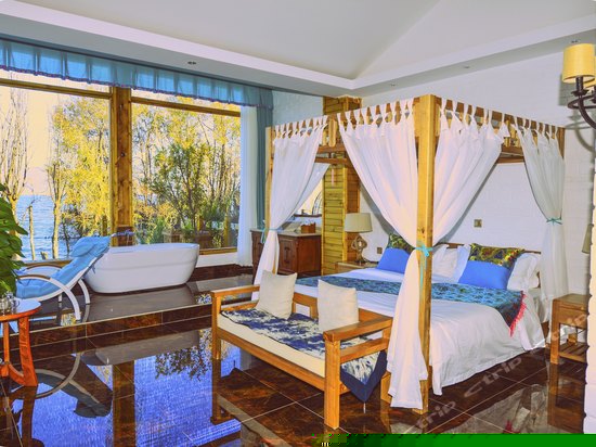 私享海景星空浴缸大床房-斗亚兰