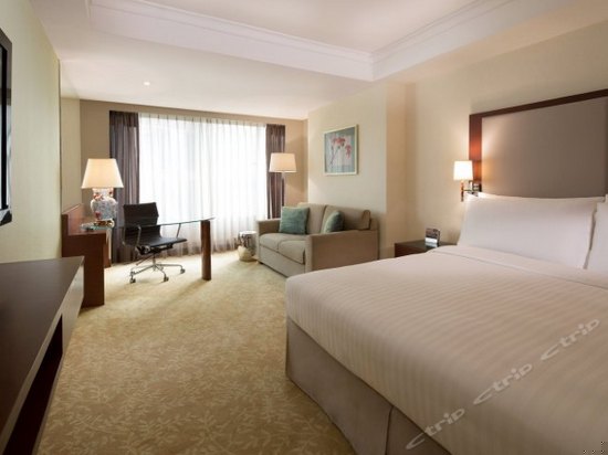 海景翼豪华三人房