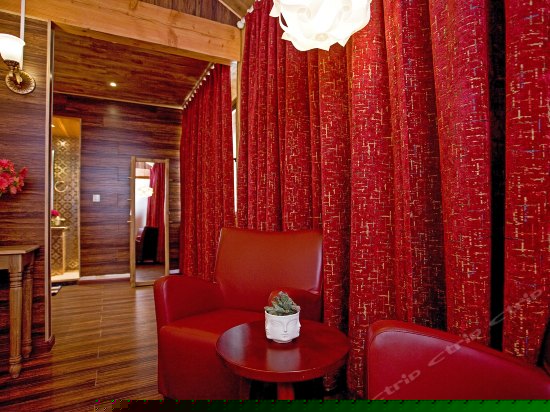 精美绝伦大套房