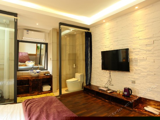 花雨舒适榻榻米大床房