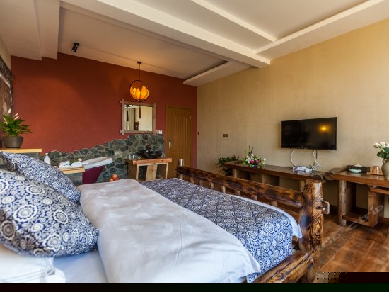 原木民族风情海景大床房