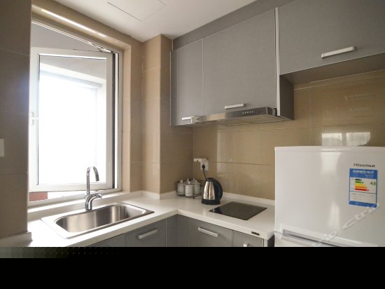 六人间豪华套房