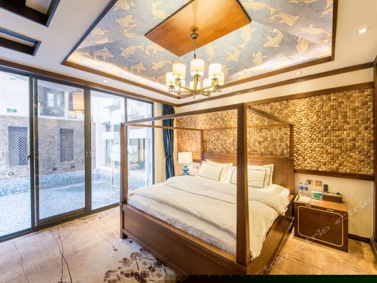 中式庭院大床房