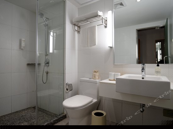 零压高级大床房